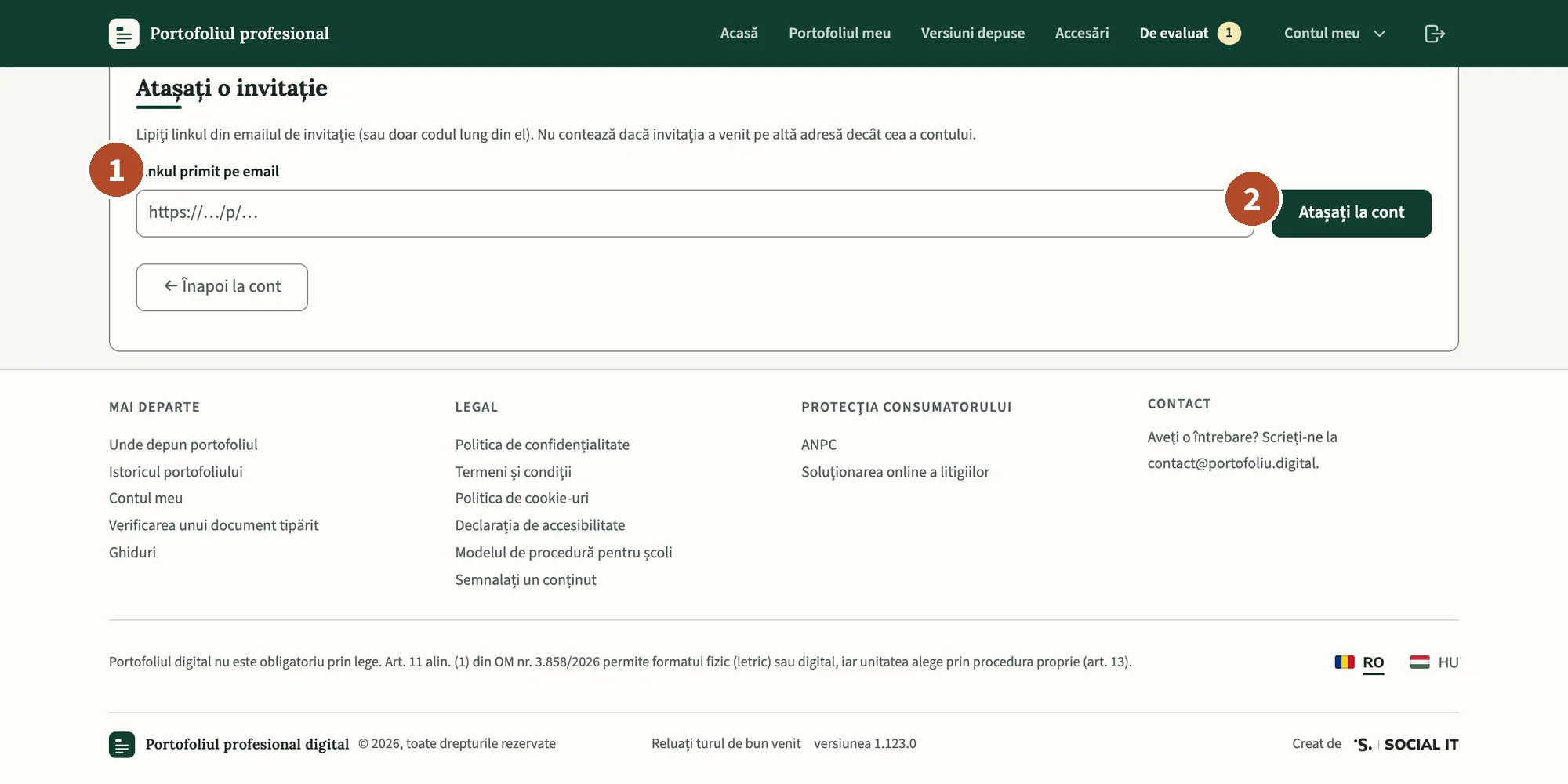Secțiunea „Atașați o invitație” de pe pagina „De evaluat”.